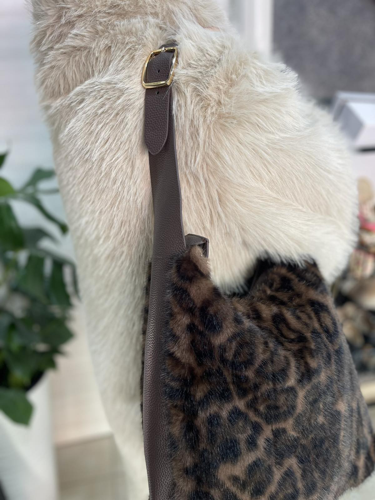 FUR BAG